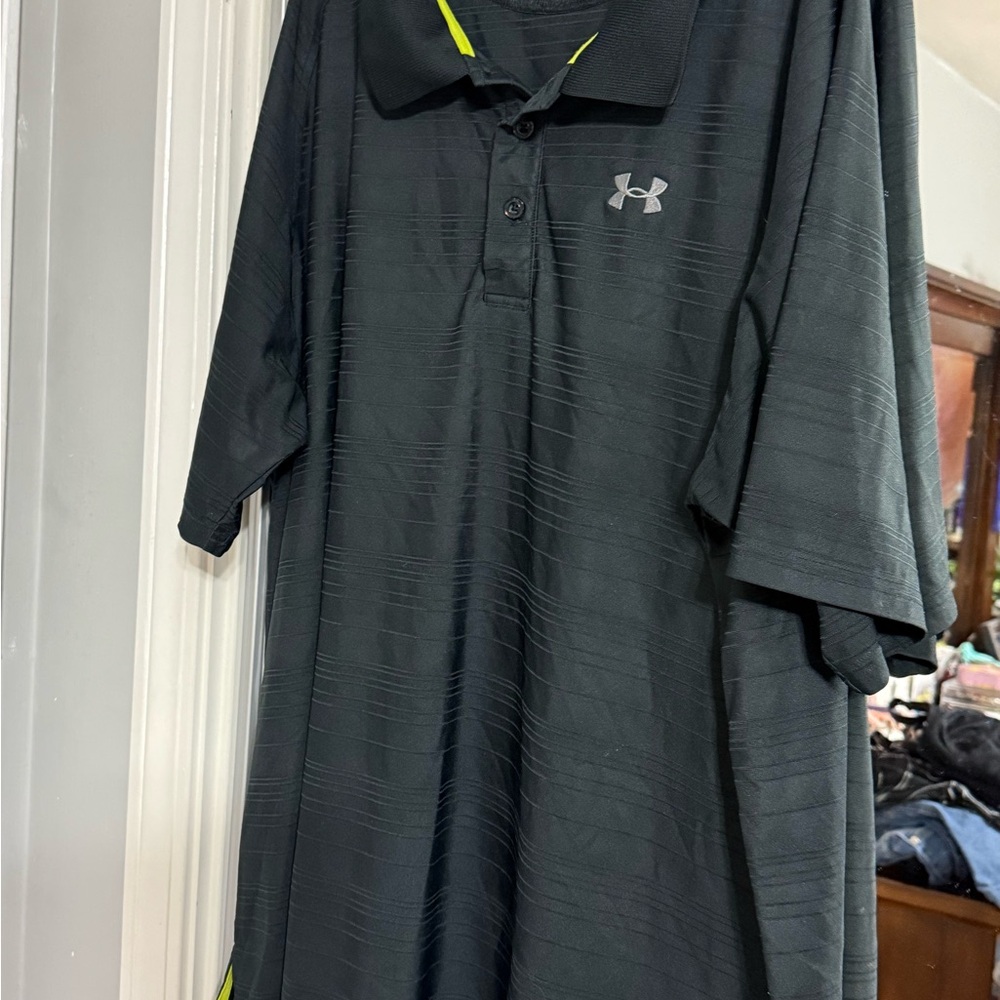 Under Armour Men's Black Polo. Stay Dry material